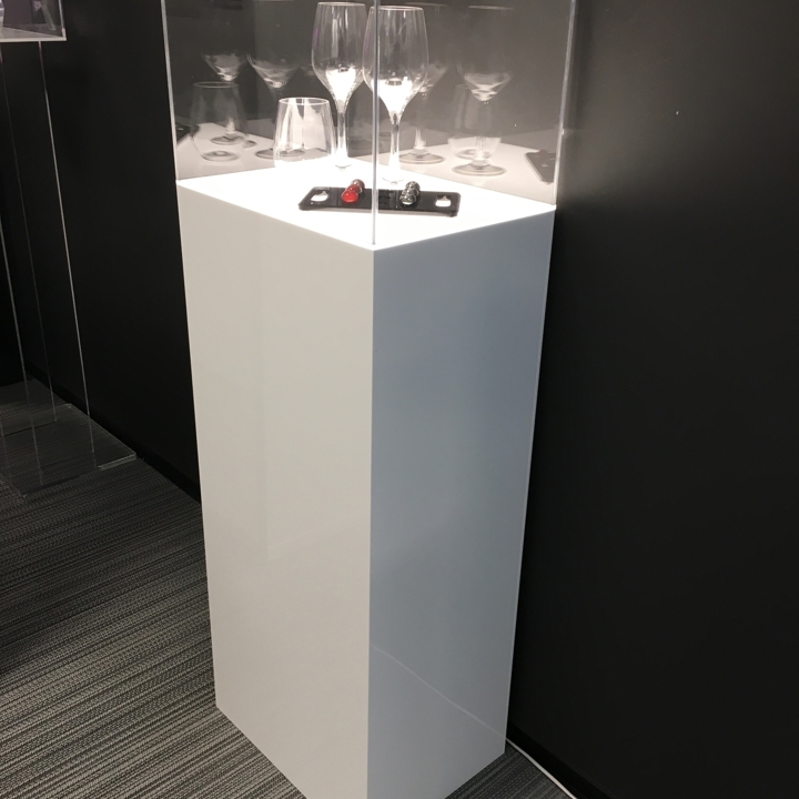 ALLVIS Monter Hvit/LED topplate 40x30x115,5cm